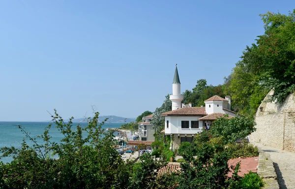 由黑海的巴尔奇克，保加利亚罗马尼亚女王的居住地 — 图库照片