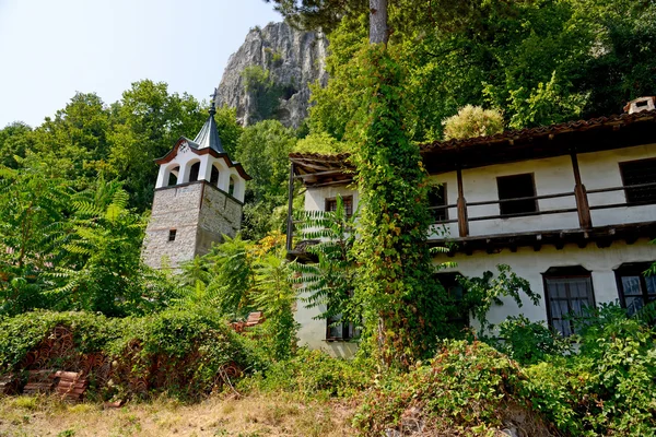 ヴェリコ ・ タルノヴォ, ブルガリア近くプレオブラジェニエ修道院 — ストック写真