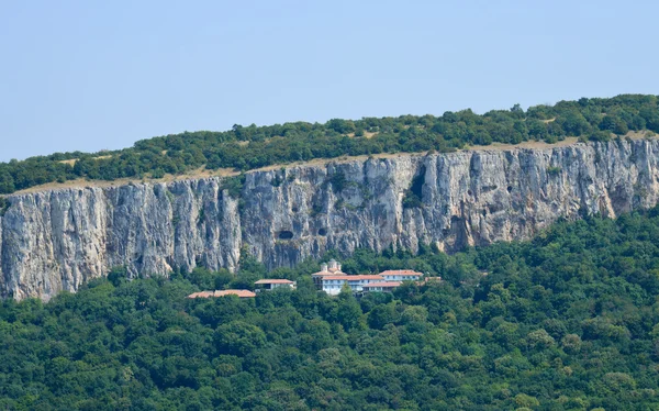 The Holy Trinity Patriarch monastery near Veliko Tarnovo, Bulgaria — Stock Photo, Image