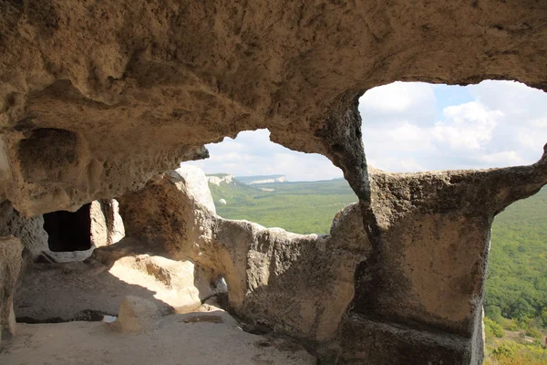 A Crimeia. Uma misteriosa e bela cidade caverna — Fotografia de Stock