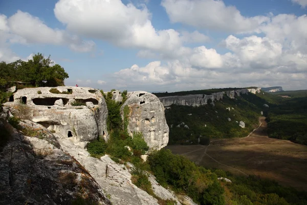Crimea. Una ciudad cueva misteriosa y hermosa — Foto de Stock