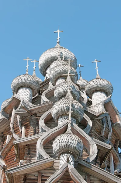 Wooden churches on island Kizhi on lake Onega, Russia — Stock Photo, Image