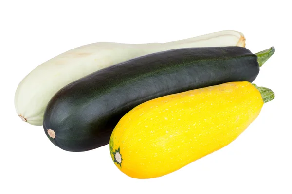 Abobrinha fresca courgette isolado no fundo branco — Fotografia de Stock