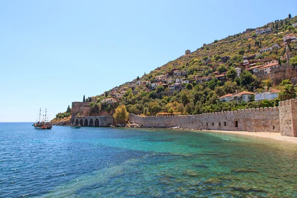 Tacchino. Rovine della fortezza ottomana di Alanya — Foto Stock