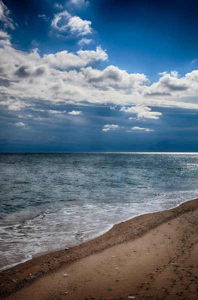 바다 근처 빈 모래 해변입니다. hdr 이미지 — 스톡 사진