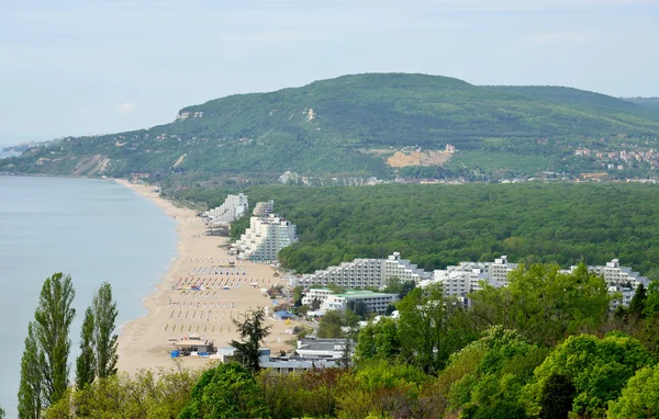 Resort à beira-mar com hotéis em Albena, Bulgária — Fotografia de Stock