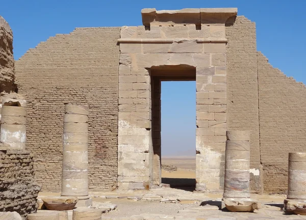 Ruinas en Qasr Dusch —  Fotos de Stock