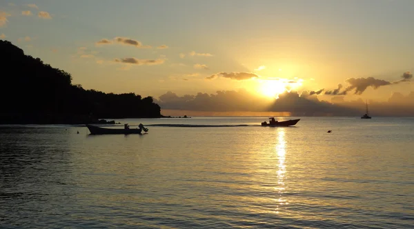 Abendliche Küstenlandschaft auf Guadeloupe — Stockfoto