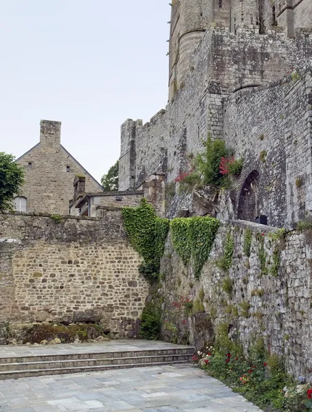 Cerca de Mont Saint Michel Abbey —  Fotos de Stock