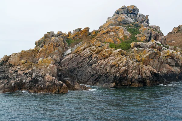 Formación de rocas en las Siete Islas — Foto de Stock