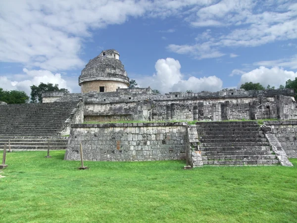 Templo do observatório El Caracol em Chichen Itza — Fotografia de Stock