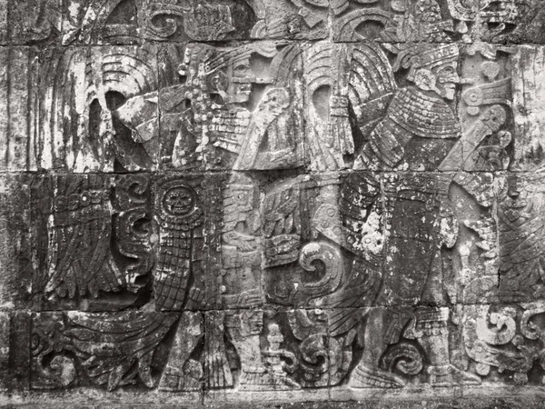 Stein Relief Detail in chichen itza — Stockfoto