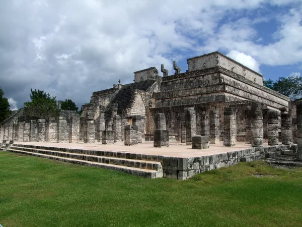 Храм воинов в Чичен-Ице — стоковое фото