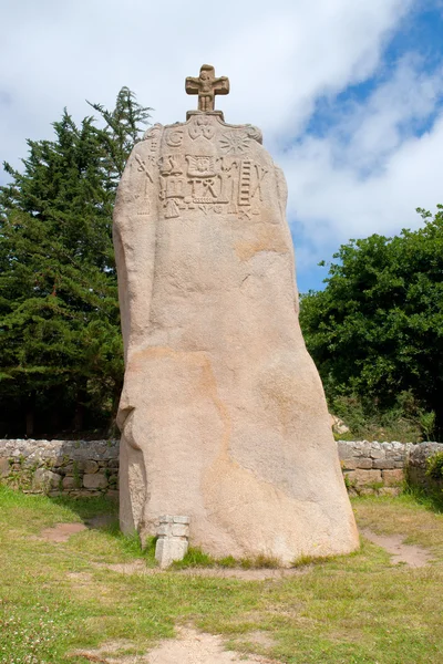 Menhir von saint-uzec — Stockfoto