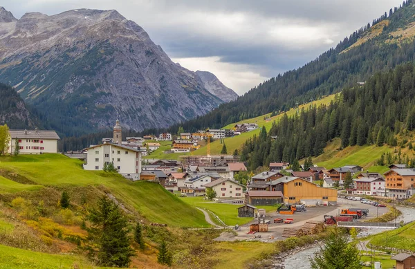 奥地利Bludenz区Lech Arlberg周围的场景 — 图库照片