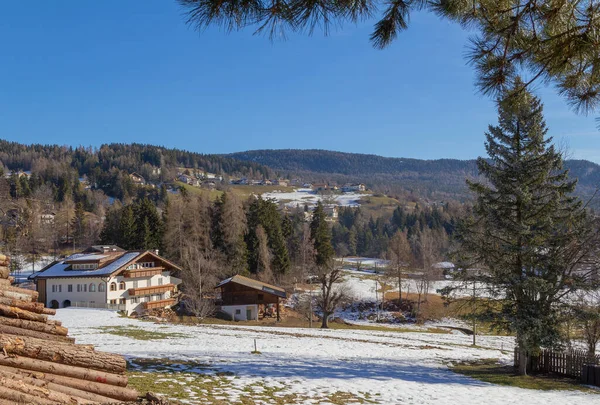 Napfényes Táj Körül Egy Falu Nevű Felix Dél Tirolban Télen — Stock Fotó