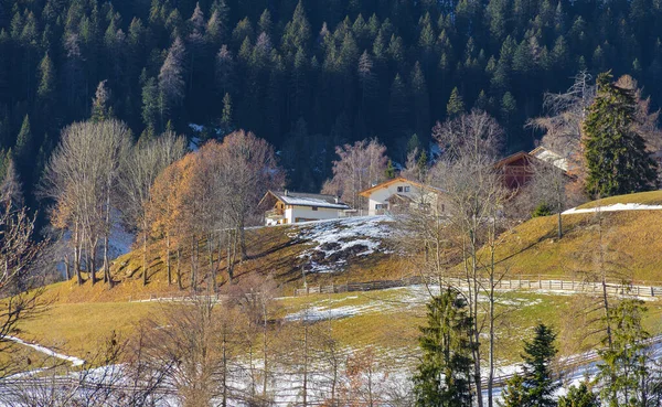 Alpejska Sceneria Wokół Miejscowości Felix Południowym Tyrolu Okresie Zimowym — Zdjęcie stockowe