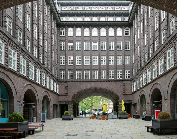 Vnitřní Nádvoří Chilehaus Historická Administrativní Budova Hamburku Německo — Stock fotografie