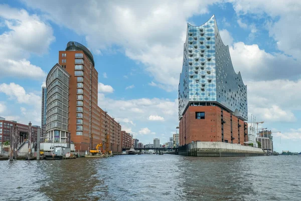 Paisaje Ribereño Alrededor Elbphilharminie Una Sala Conciertos Hamburgo Alemania —  Fotos de Stock