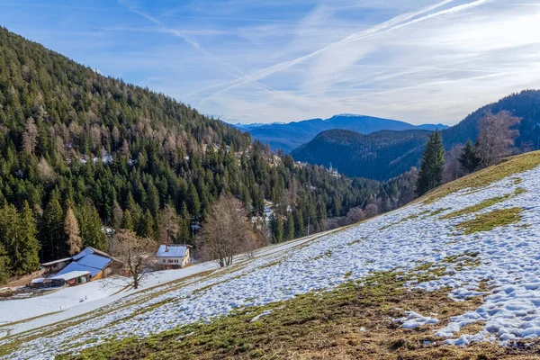 Paisaje Soleado Alrededor Municipio Llamado Unsere Liebe Frau Walde Felix — Foto de Stock