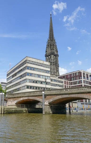 Landskap Kring Kanal Vid Namn Nikolaifleet Hamburg Tyskland — Stockfoto