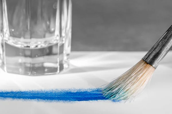 Art Craft Theme Showing Paintbrush Tip Dye Front Glass Water — Stock Photo, Image