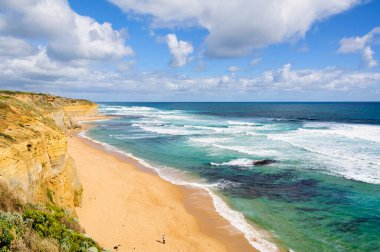 Gibson Steps Plajı, dünyaca ünlü 12 Havariye dakikalar uzaklıkta Port Campbell, Victoria, Avustralya