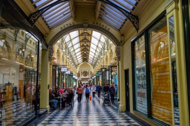 Royal Arcade 1870 yılında açıldı ve Avustralya 'nın ilk ve en uzun süreli atari salonudur - Melbourne, Victoria, Avustralya