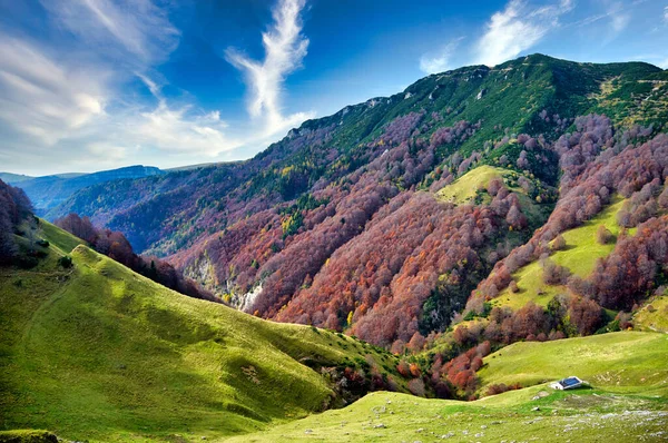 View Mountains Autumn Beautiful Natural Landscape Lessinia Regional Natural Park — Stock Photo, Image