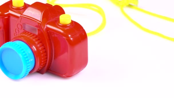 Plastic Red Toy Camera Turning — Stockvideo