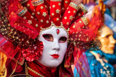 18 Şubat 2012, Venedik, İtalya: Venedik Karnaval maskesi. İtalya 'daki Venedik karnavalında maskeli festival kostümlü insanlar. Venedik Karnaval kostümleri ve maskeleri 