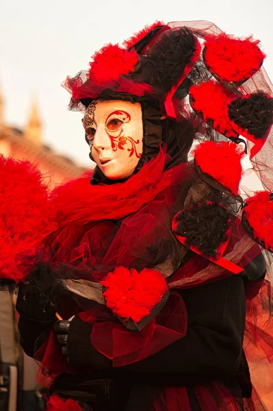 Βενετική Μάσκα Καρναβαλιού Άνθρωποι Στολή Φεστιβάλ Μάσκα Στο Καρναβάλι Της — Φωτογραφία Αρχείου