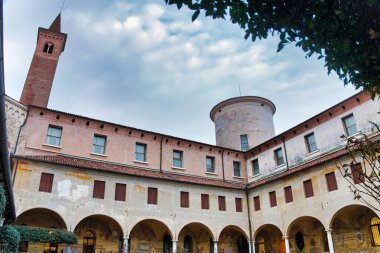 02 Mart 2022, Bassano del Grappa Şehir Müzesi, Bassano del Grappa Manastırı.