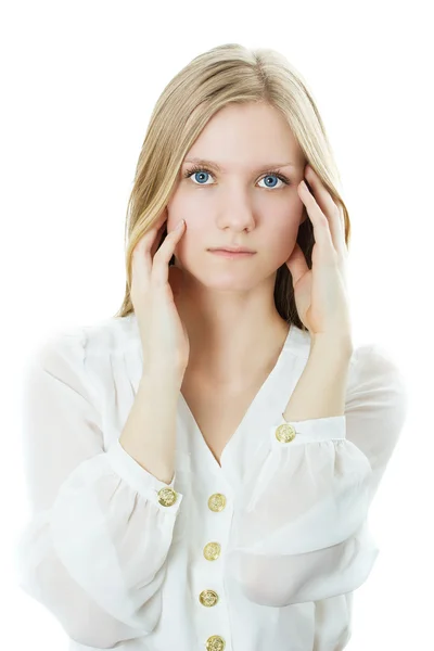 Retrato frontal de la hermosa joven —  Fotos de Stock