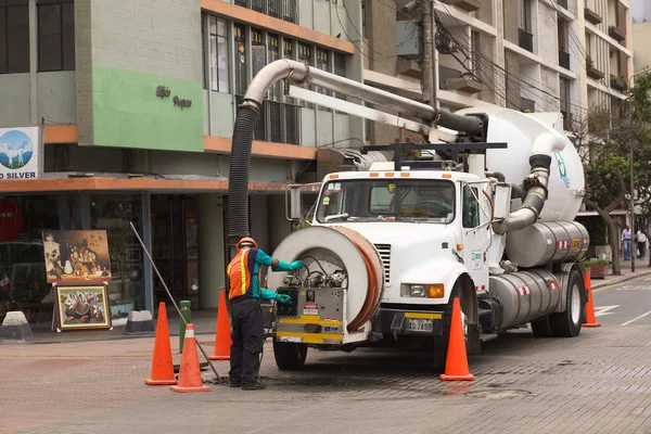 Reiniging van het afvalwater in lima, peru — Stockfoto