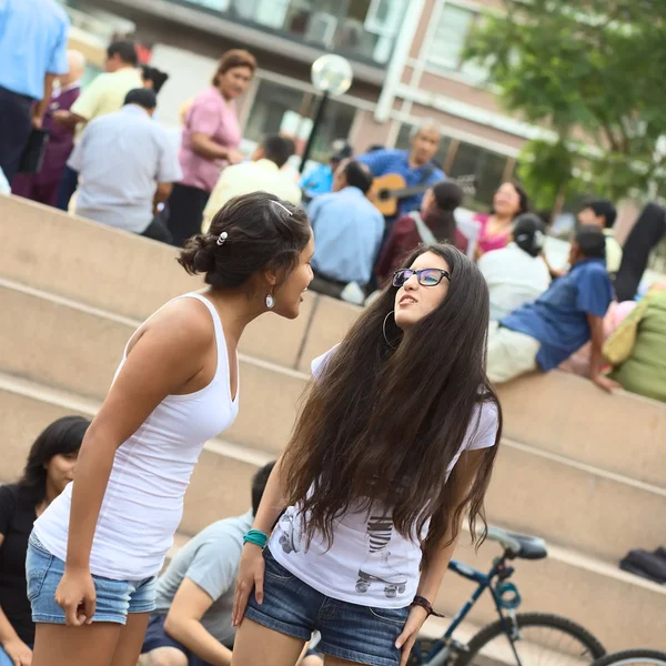 Open Air Improvisation Theatre in Miraflores, Lima, Peru — Stock Photo, Image