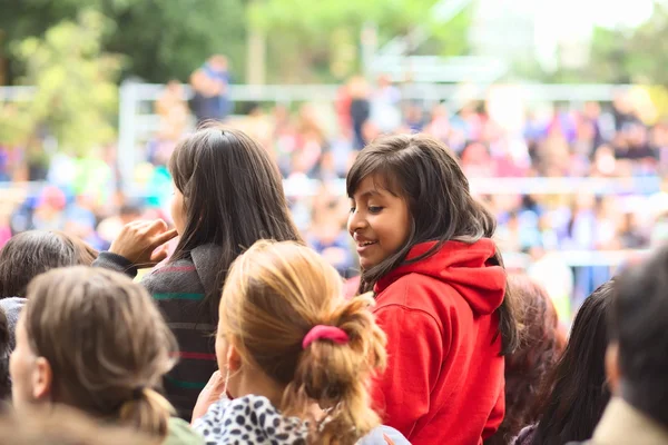 Spectators at the Wong Parade in Lima, Peru — Stock Photo, Image