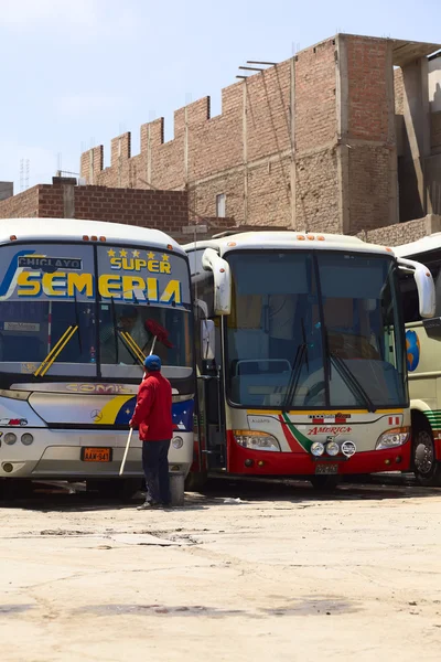 Limpieza de cisternas y tanques en Chiclayo, Perú — Foto de Stock