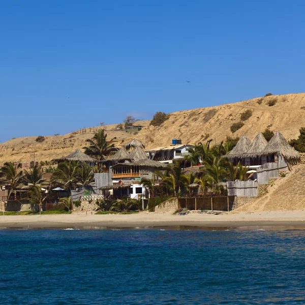 Budovy na pobřeží mancora, peru — Stock fotografie