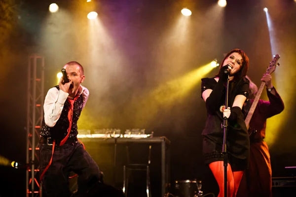 MOSCOW - MARCH 9: Razoom band performs at OTV2 live show on March 9, 2009 in Moscow, Russia — Stock Photo, Image