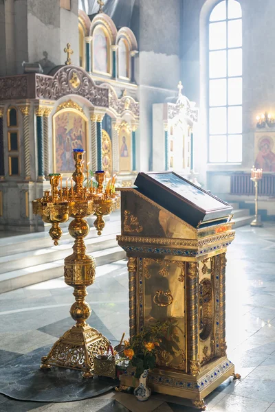 Intérieur de l'église orthodoxe russe — Photo