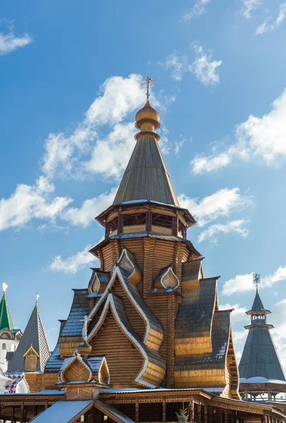 Houten kerkje in izmaylovskiy kremlin in Moskou, Rusland — Stockfoto