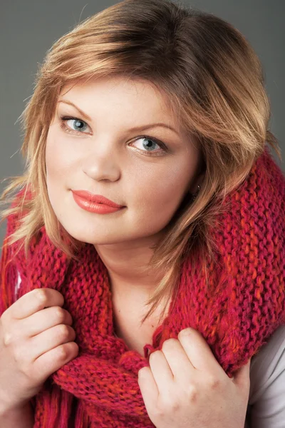 Woman in big pink scarf — Stock Photo, Image