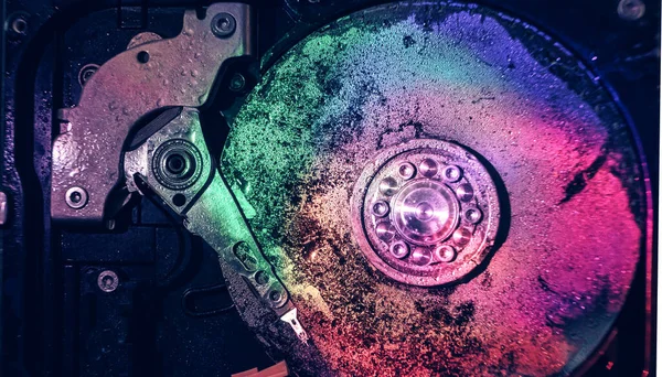 Tutup Detail Terbuka Yang Indah Hard Disk Beku Menerima Informasi — Stok Foto