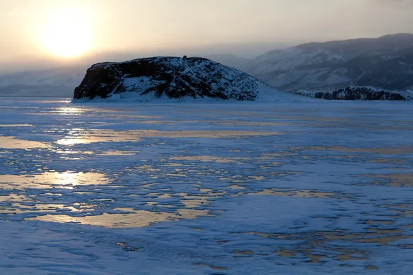 Lago de inverno Baikal — Fotografia de Stock