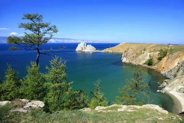 Lago Baikal. Dia de Verão Fotos De Bancos De Imagens