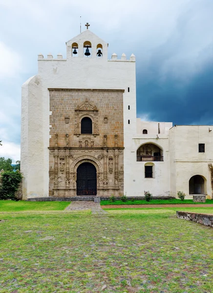 Klostret san agustin i staden acolman, Mexiko — Stockfoto