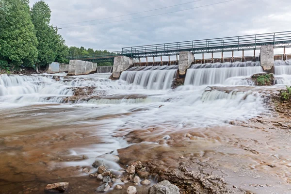 McGowan Falls em Grey County of Durham, Ontário, Canadá — Fotografia de Stock