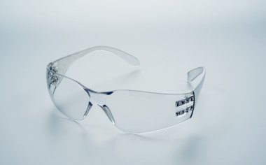 koruyucu gözlük
