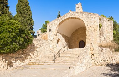 Castellet castle yakınındaki foix Barajı, Barselona, İspanya